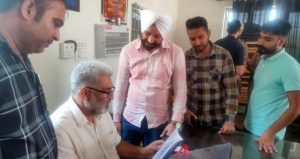 ਕੈਬਨਿਟ ਮੰਤਰੀ ਪੰਜਾਬ ਸ੍ਰੀ ਲਾਲ ਚੰਦ ਕਟਾਰੂਚੱਕ ਨੇ ਕੀਤਾ ਪ੍ਰੋਸੈਸ ਟੂ ਪੋਜੀਸਨ ਪੁਸਤਕ ਦਾ ਬਿਮੋਚਨ