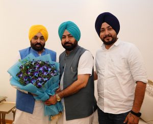 ਆਪਣਾ ਕੰਮ ਪੂਰੀ ਦਿਆਨਤਦਾਰੀ, ਸਮਰਪਣ, ਸੰਜੀਦਗੀ ਤੇ ਵਚਨਬੱਧਤਾ ਨਾਲ ਕਰੋ: ਮੁੱਖ ਮੰਤਰੀ ਨੇ ਨਵੇਂ ਮੰਤਰੀਆਂ ਨੂੰ ਦਿੱਤੀ ਸਲਾਹ
