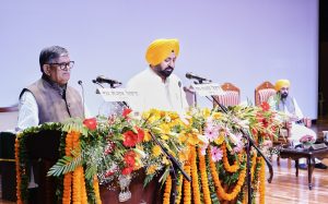 ਪੰਜਾਬ ਦੇ ਪੰਜ ਨਵੇਂ ਮੰਤਰੀਆਂ ਨੇ ਹਲਫ਼ ਲਿਆ