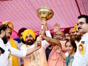 ਸੂਬੇ ਵਿੱਚ ਭਾਈਚਾਰਕ ਸਾਂਝ ਨੂੰ ਮਜ਼ਬੂਤ ਕਰਨ ਲਈ ਨੇਕੀ ਦੇ ਮਾਰਗ ‘ਤੇ ਚੱਲੋ; ਮੁੱਖ ਮੰਤਰੀ ਦੀ ਲੋਕਾਂ ਨੂੰ ਅਪੀਲ