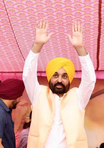 ਸੂਬੇ ਵਿੱਚ ਭਾਈਚਾਰਕ ਸਾਂਝ ਨੂੰ ਮਜ਼ਬੂਤ ਕਰਨ ਲਈ ਨੇਕੀ ਦੇ ਮਾਰਗ ‘ਤੇ ਚੱਲੋ; ਮੁੱਖ ਮੰਤਰੀ ਦੀ ਲੋਕਾਂ ਨੂੰ ਅਪੀਲ