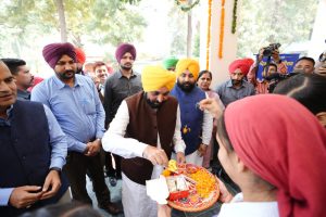 शिक्षा क्षेत्र में क्रांतिकारी बदलाव की राह पर पंजाब, सरकारी स्कूलों के मेगा पीटीएम में 27 लाख अभिभावकों ने भाग लिया – मुख्यमंत्री