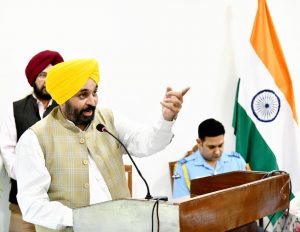 राज्यपाल व मुख्यमंत्री ने वाइस चांसलरों की कांफ्रेंस में की शिरकत