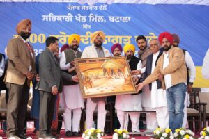 रिवायती पार्टियों ने सरहदी क्षेत्र के जांबाज लोगों की पीठ में छुरा घोंपा – मुख्यमंत्री