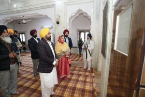 CM PAYS OBEISANCE AT GURDWARA SRI BHABHOR SAHIB