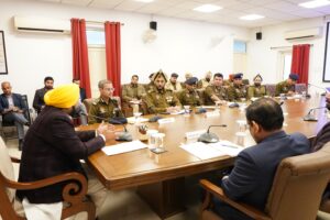 ਜੇਕਰ ਵੱਡੀ ਵਾਰਦਾਤ ਵਾਪਰੀ ਤਾਂ ਉਸ ਇਲਾਕੇ ਦੇ ਪੁਲਿਸ ਅਧਿਕਾਰੀਆਂ ਦੀ ਜ਼ਿੰਮੇਵਾਰੀ ਤੈਅ ਹੋਵੇਗੀ-ਮੁੱਖ ਮੰਤਰੀ ਨੇ ਪੁਲਿਸ ਕਮਿਸ਼ਨਰਾਂ ਅਤੇ ਐਸ.ਐਸ.ਪੀਜ਼ ਨੂੰ ਕੀਤਾ ਸਪੱਸ਼ਟ