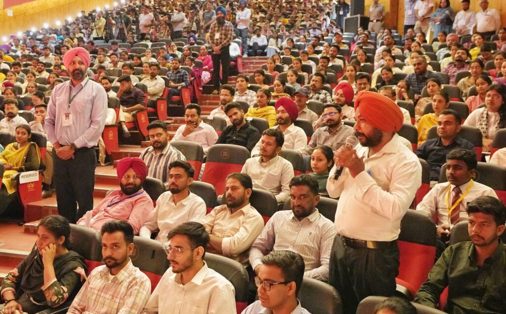 ਨਵੇਂ ਭਰਤੀ ਅਧਿਆਪਕਾਂ ਨੇ ਪਾਰਦਰਸ਼ੀ ਢੰਗ ਨਾਲ ਨੌਕਰੀਆਂ ਦੇਣ ਲਈ ਮੁੱਖ ਮੰਤਰੀ ਦੀ ਕੀਤੀ ਸ਼ਲਾਘਾ