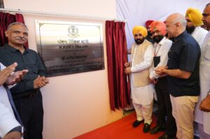 CM embarks Rs 2000 crore Sikhiya Kranti in state
