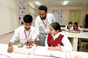ਪੰਜਾਬ ਵਿੱਚ ਸਿੱਖਿਆ ਦੇ ਨਵੇਂ ਯੁੱਗ ਦੀ ਸ਼ੁਰੂਆਤ ਕਰਨ ਲਈ ਮਾਪਿਆਂ ਵੱਲੋਂ ਮੁੱਖ ਮੰਤਰੀ ਦੀ ਸ਼ਲਾਘਾ