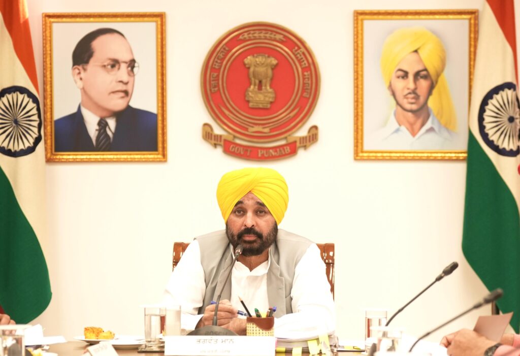 ਭਗਵੰਤ ਸਿੰਘ ਮਾਨ ਨੇ ਪੰਜਾਬ ਦੇ ਪਾਣੀਆਂ ’ਤੇ ਸਾਜ਼ਿਸ਼ਾਂ ਘੜਨ ਲਈ ਭਾਜਪਾ ਨੂੰ ਘੇਰਿਆ, ਸਾਡੇ ਕੋਲ ਇਕ ਵੀ ਬੂੰਦ ਵਾਧੂ ਪਾਣੀ ਨਹੀਂ-ਮੁੱਖ ਮੰਤਰੀ