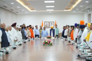 मुख्यमंत्री द्वारा धार्मिक नेताओं से संकट की इस घड़ी में सांप्रदायिक सद्भाव, भाईचारे और शांति के सिद्धांतों को और मजबूत करने की अपील