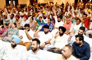 चौधर चमकाने के लिए पंजाब वासियों को गुमराह न करो-मुख्यमंत्री ने अकाली दल और किसान यूनियनों को चेतावनी दी