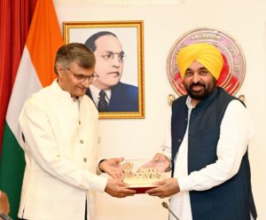 CM PRESENTS STRONG CASE OF STATE BEFORE HIGH LEVEL TEAM OF NITI AAYOG