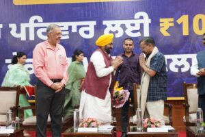 पंजाब बना देश का पहला राज्य, हर परिवार को मिलेगा 10 लाख रुपए का कैशलेस इलाज