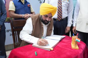 CM pays tribute to Martyrs On Kargil Vijay Diwas