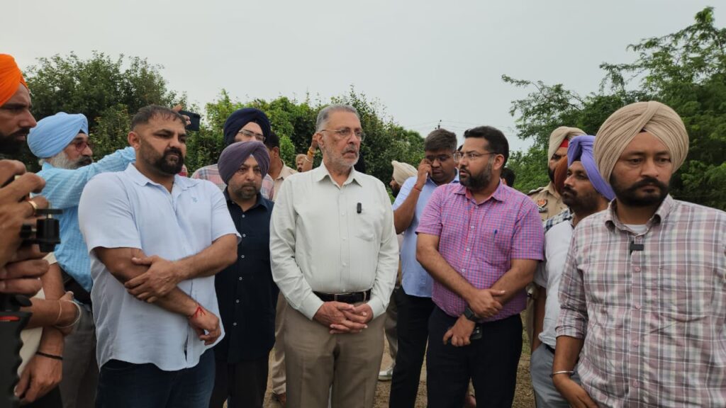 ਕੇਂਦਰ ਸਰਕਾਰ ਹੜ੍ਹਾਂ ਦੀ ਮਾਰ ਦਾ ਸਥਾਈ ਹੱਲ ਕਰੇ : ਡਾ. ਬਲਬੀਰ ਸਿੰਘ
