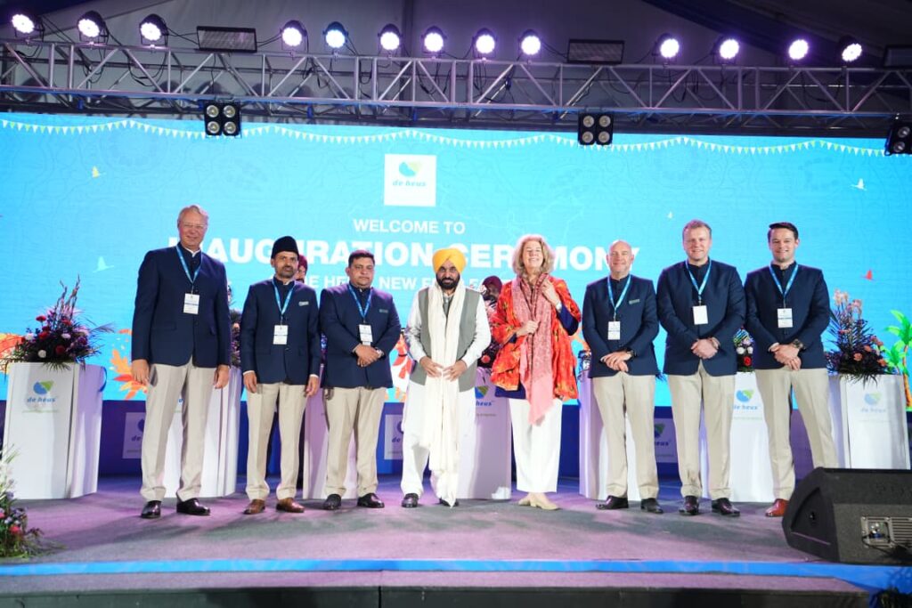 CM ENVISIONS PUNJAB AS NEXT BUSSINESS HUB OF COUNTRY