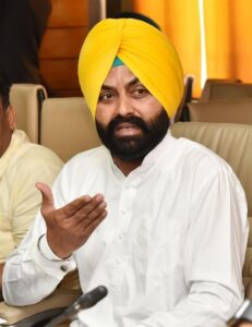ਹੁਨਰ ਵਿਕਾਸ ਵਿੱਚ ਪੰਜਾਬ ਅੱਵਲ! ਮਾਨ ਸਰਕਾਰ ਦੇ ‘ਰੀਜਨਲ ਡਰਾਈਵਿੰਗ ਟ੍ਰੇਨਿੰਗ ਸੈਂਟਰ’ ਨੇ 27,500 ਨੌਜਵਾਨਾਂ ਨੂੰ ਦਿੱਤੀ ਸਿਖਲਾਈ