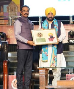 Arvind Kejriwal and CM Bhagwant Mann Participated in LPU’s ‘One India Fest’, Grand Display of Indian Cultural Unity