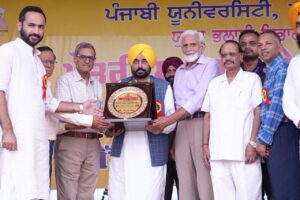 मुख्यमंत्री ने युवक मेलों के माध्यम से नौजवानों की असीम ऊर्जा को सकारात्मक दिशा में लगाने की वकालत की