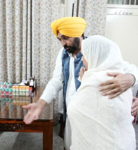 BOOK YOUR BLUE EYED OFFICERS AND GIVE JUSTICE TO Y PURAN KUMAR’S FAMILY- CM TO HIS HARYANA COUNTERPART