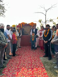ਵਿਧਾਇਕ ਜਿੰਪਾ ਨੇ ਬਿਲਾਸਪੁਰ ’ਚ ਸਪੋਰਟਸ ਪਾਰਕ ਦੇ ਨਿਰਮਾਣ ਦਾ ਕੀਤਾ ਸ਼ੁਭ ਆਰੰਭ