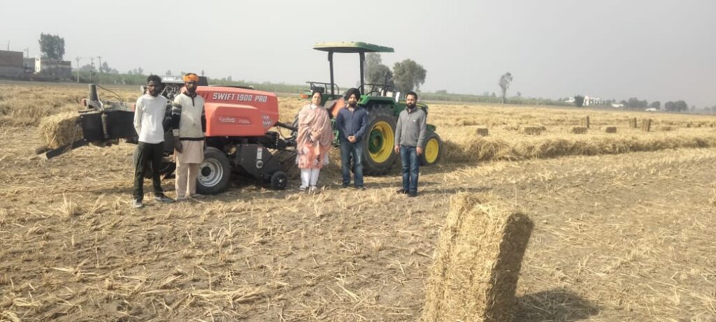 ਖੇਤੀਬਾੜੀ ਤੇ ਕਿਸਾਨ ਭਲਾਈ ਵਿਭਾਗ ਫਾਜ਼ਿਲਕਾ ਵੱਲੋਂ ਫਾਜ਼ਿਲਕਾ ਦੇ ਵੱਖ-ਵੱਖ ਪਿੰਡਾਂ ਦਾ ਦੌਰਾ ਕਰਕੇ ਕਿਸਾਨਾਂ ਨੂੰ ਪਰਾਲੀ ਨੂੰ ਅੱਗ ਨਾ ਲਗਾਉਣ ਬਾਰੇ ਕੀਤਾ ਗਿਆ ਜਾਗਰੂਕ