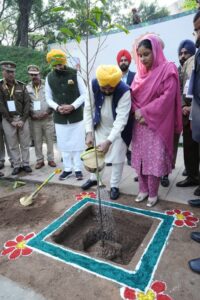 मुख्यमंत्री की ओर से श्री गुरु तेग बहादुर जी के 350वें शहीदी दिवस के अवसर पर राज्य स्तरीय रक्तदान एवं अंगदान अभियान की शुरुआत