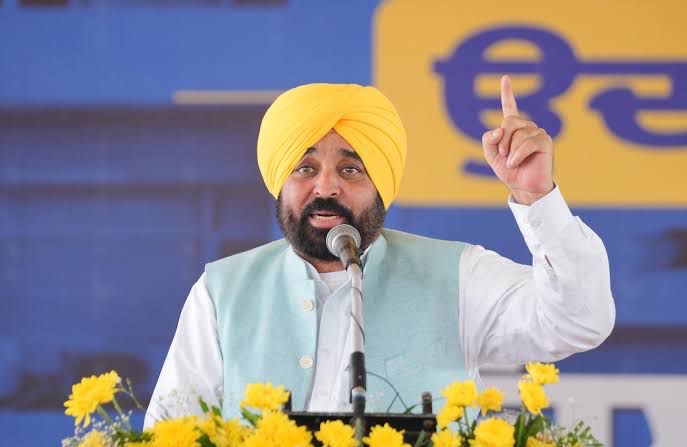 बाढ़ के बाद पशुपालकों के लिए राहत योजना: मान सरकार ने की 59 लाख रुपये से डेयरी किसानों की मदद
