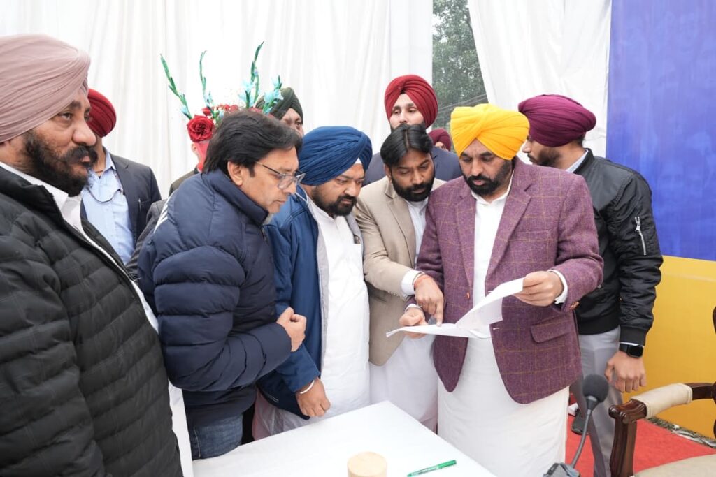 Braving cold weather, CM Bhagwant Singh Mann holds Lok Milni in Jalandhar, says Lok Milnis will act as catalyst in accelerating Punjab’s development