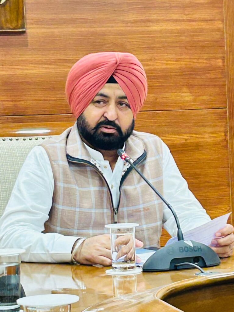 ਮਾਨ ਸਰਕਾਰ ਦੇ ਡਿਜੀਟਲ ਵਿਜ਼ਨ ਨਾਲ ਈਜ਼ੀ ਰਜਿਸਟਰੀ ਨੇ ਬਣਾਇਆ ਰਿਕਾਰਡ , 6 ਮਹੀਨਿਆਂ ਵਿੱਚ 3.70 ਲੱਖ ਤੋਂ ਵੱਧ ਰਜਿਸਟਰੀਆਂ ਕੀਤੀਆਂ ਗਈਆਂ ਦਰਜ