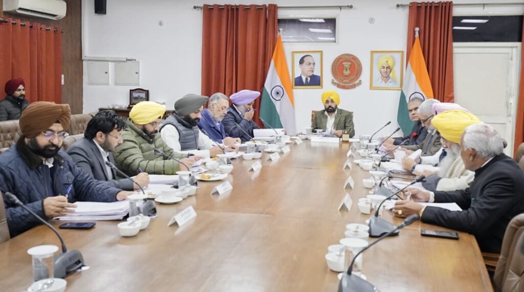 मुख्यमंत्री भगवंत सिंह मान की अगुवाई में पंजाब मंत्रिमंडल द्वारा लहरागागा में मेडिकल कॉलेज, डिजिटल ओपन यूनिवर्सिटी नीति और अन्य जनहितैषी फैसलों को हरी झंडी