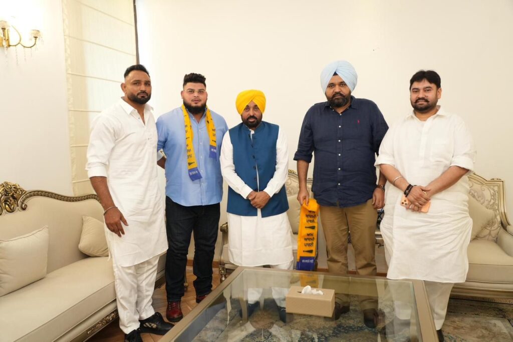 Rustum-e-Hind wrestler Pritpal Phagwara joins AAP