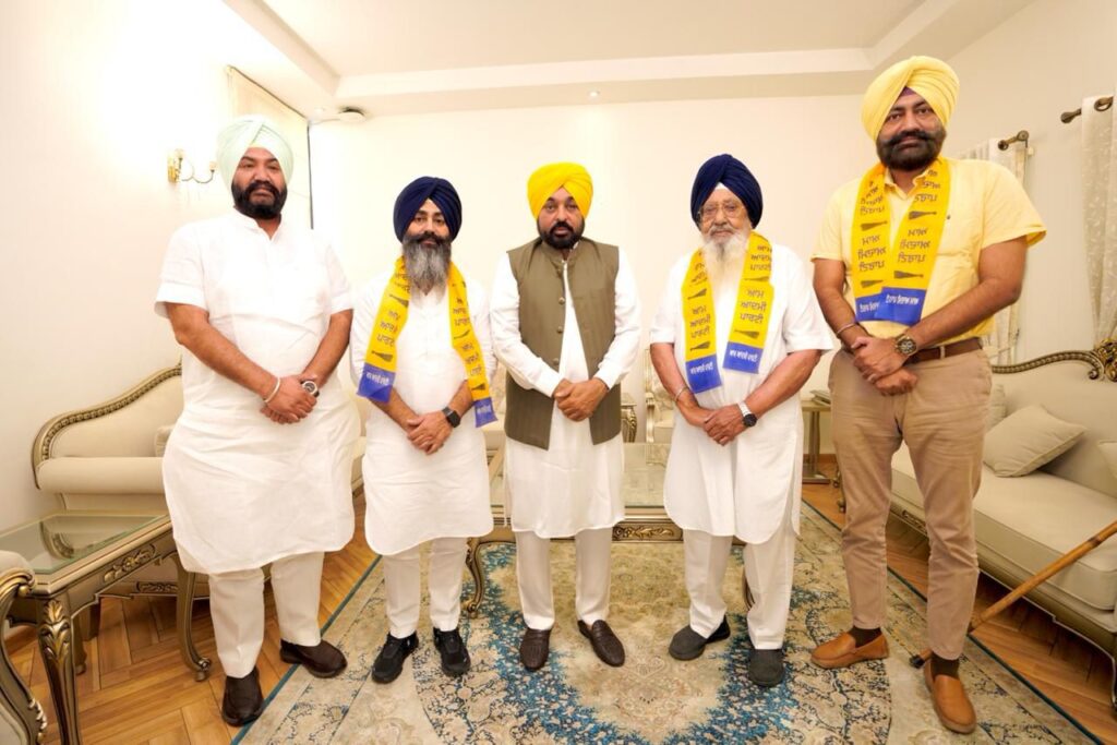 ਅਕਾਲੀ ਦਲ ਨੂੰ ਲੱਗਿਆ ਵੱਡਾ ਝਟਕਾ!