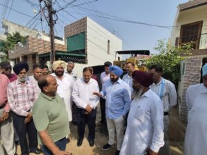 ਵਿਧਾਇਕ ਕੋਹਲੀ ਤੇ ਮੇਅਰ ਗੋਗੀਆ ਵਲੋਂ ਸੜਕ ਦੇ ਵਿਕਾਸ ਕਾਰਜਾਂ ਚ ਲਿਆਂਦੀ ਤੇਜੀ